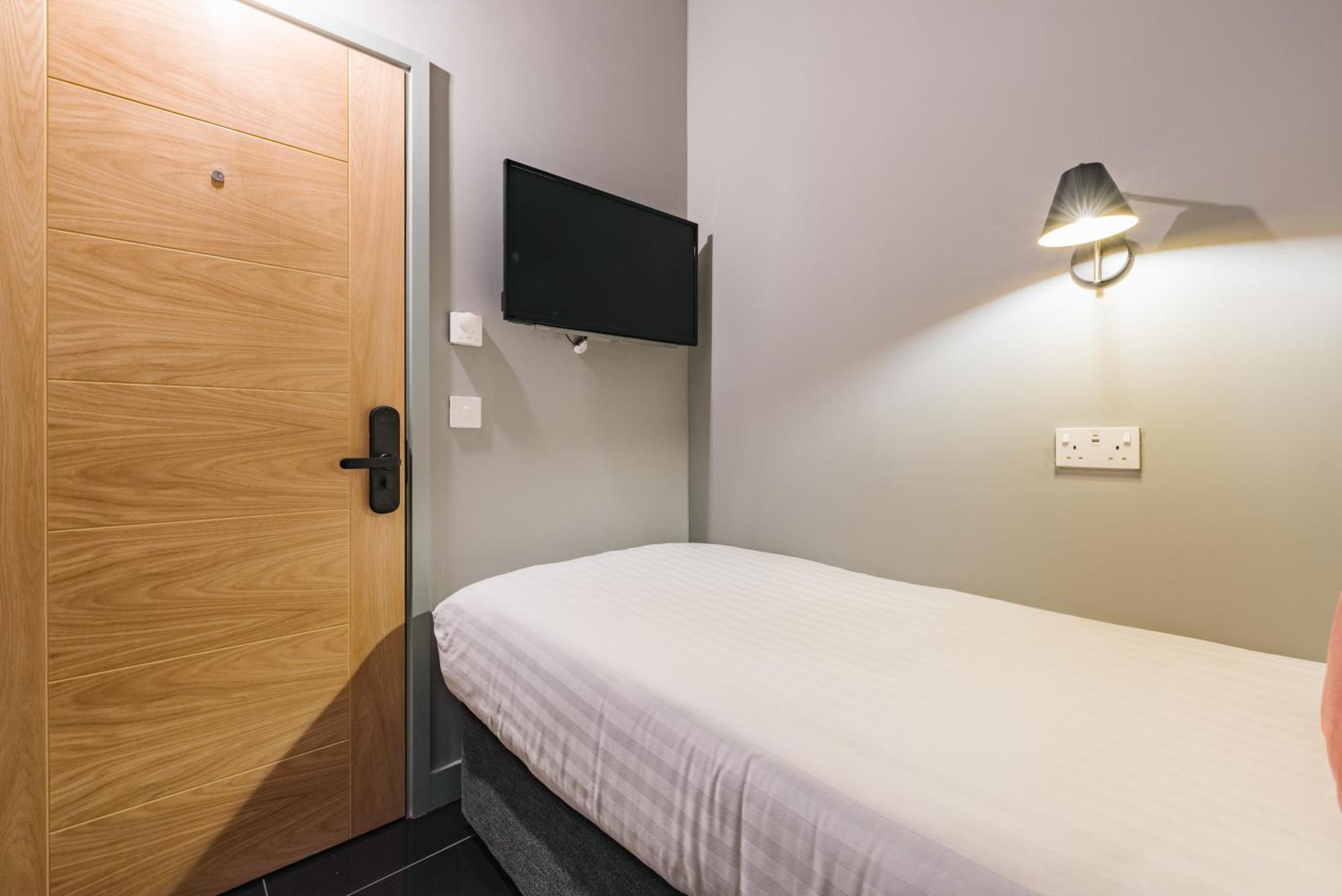 ซิตี้ สเปซ เบอร์มอนด์ซีย์ Hotel ลอนดอน ภายนอก รูปภาพ